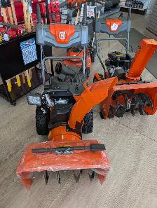 Husqvarna Snow Blower ST224 24' - Photo 2