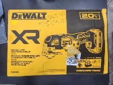 BRAND NEW Dewalt Brushless 3-Speed Oscillating Multi-Tool Kit