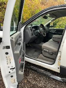 2008 Dodge Ram 3500 SLT in Exceptional Shape - Photo 9
