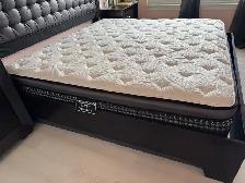 Kingsdown King Size Mattress – Excellent Condition
