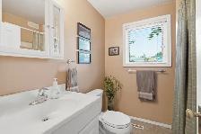 Cute&cozy 3bdrm 2bth home on a quiet block ft plenty of upgrades - Photo 7