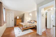 Cute&cozy 3bdrm 2bth home on a quiet block ft plenty of upgrades - Photo 8