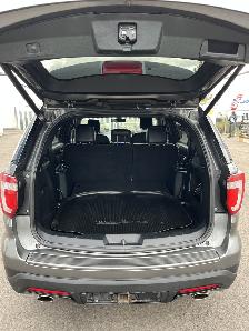 2019 Ford Explorer XLT - Photo 10