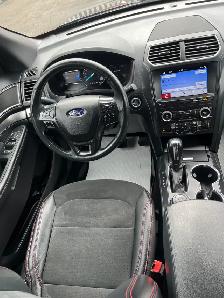 2019 Ford Explorer XLT - Photo 18