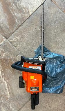 Stihl MS170 Gas Chainsaw - Photo 2