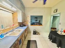 2 BED   1 BATH UNIT IN THOROLD - Photo 2