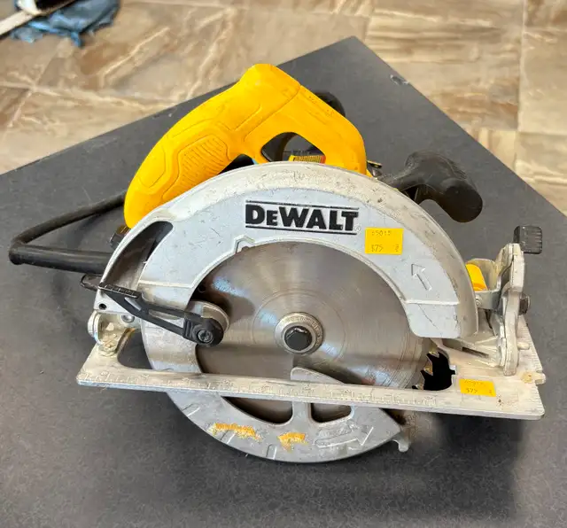 Dewalt Corded DWE575 Circular Saw