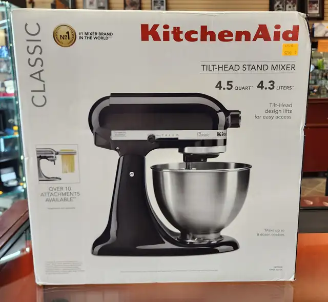BRAND NEW KitchenAid 4.5 Quart Tilt Head Stand Mixer in Box