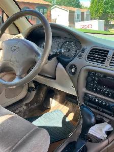 1999 Oldsmobile Integra 4 Door Car - Photo 6