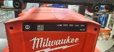 Milwaukee M18 Cordless Carry-On Power Supply - Photo 6