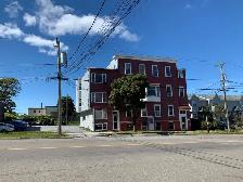 211 King St West #9 -1BR West, Parking, Laundry