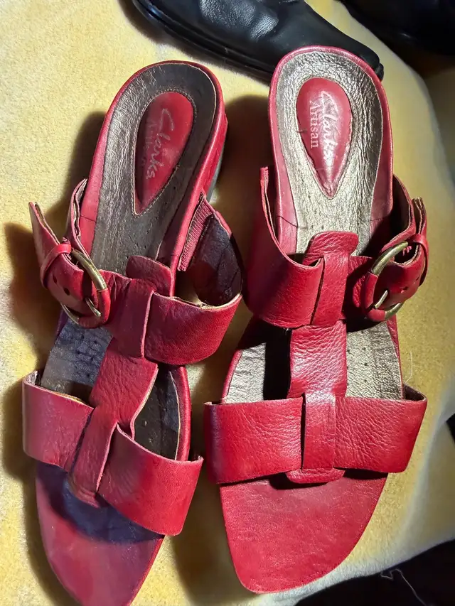 shoes and boots cheap mostly high end!