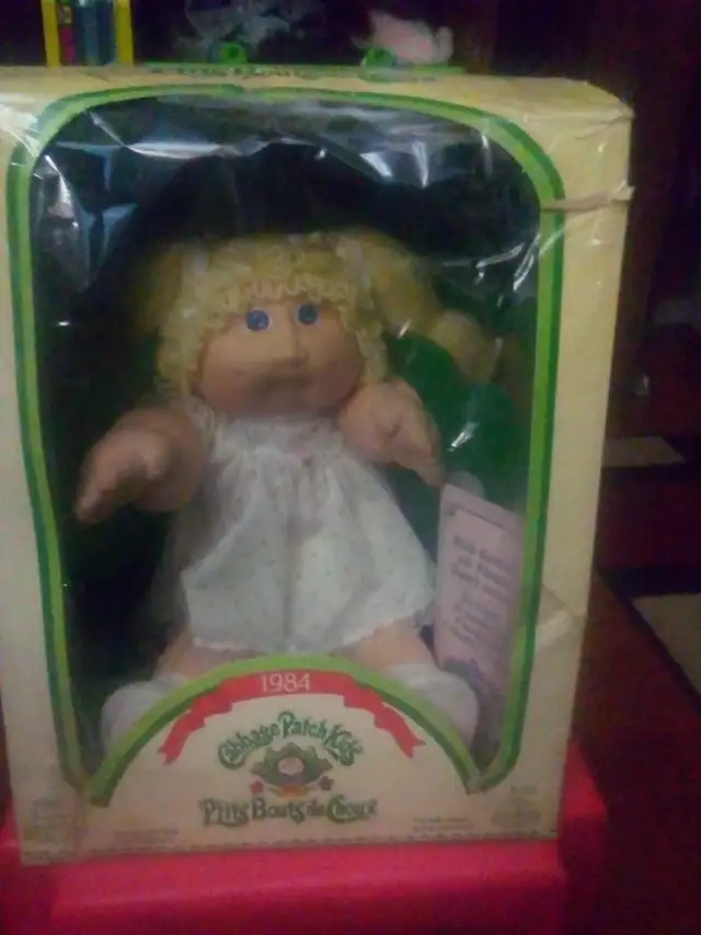 1984 original cabbage patch kids never been out of box brand new