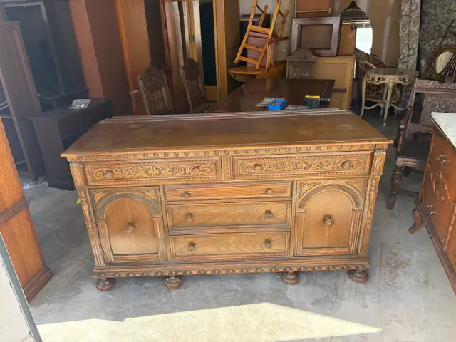 Free delivery Antique Style oak Wood Sideboard Buffet
