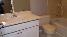 Bedroom for rent 3 min walk to Shawnessy C-Train - Photo 4