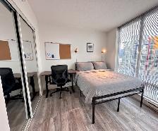 Furnished, Ensuite Room, Free Weekly Cleaning - MOVE-IN TODAY! - Photo 3