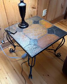 Coffee table and end table - Photo 5