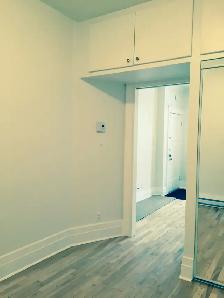 BEAUTIFUL & CHARMING 4 1/2 FOR RENT IN THE PLATEAU - Photo 8