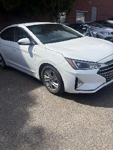Hyundai Elantra Preferred - Photo 3