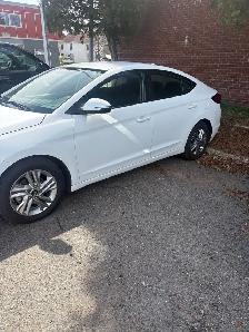Hyundai Elantra Preferred - Photo 4