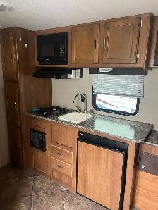 2015 Summerland Mini 1600 w/ bunks! - Photo 5