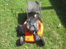 22'ARIENS SELF PROPELLED EASY AUTO  START LAWN MOWER W/ R BAGGER - Photo 2