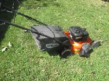 22'ARIENS SELF PROPELLED EASY AUTO  START LAWN MOWER W/ R BAGGER - Photo 3