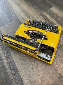 Tippa S Typewriter - Photo 2