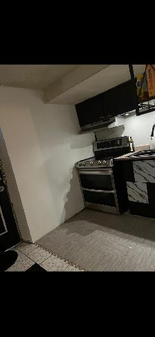 1 Bedroom basement apartment for rent - Photo 2