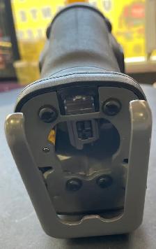 DEWALT RECIPROCATING SAW DCS384B - Photo 3