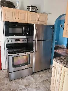 Room For Rent-Near University Of Windsor