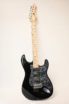 G&L Tribute Legacy Electric Guitar USED in good and working