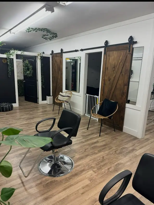 beauty room rental