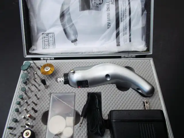 12V =MINI DRILL SET WITH 60 ACCESSORIES AND CASE