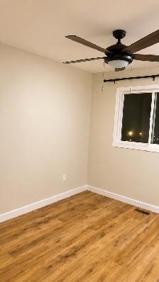 3-BEDROOM TOWNHOUSE • PRIVATE FENCED YARD • 2 PARKING STALLS - Photo 7
