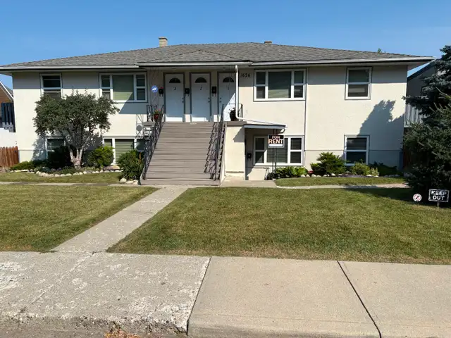 Affordable Inner-City Living – $1250  1-Bed  short walk 17th Ave