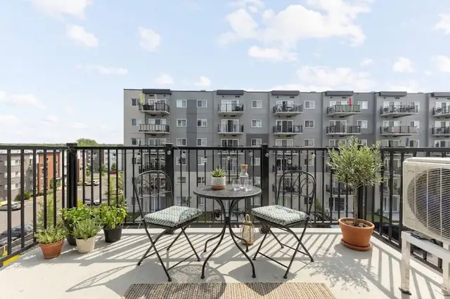 Appartement logement Condo 4 ½ Piscine Gym–Châteauguay