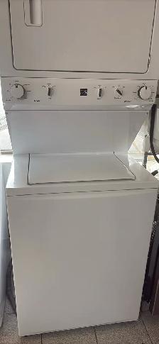 LAVEUSE SÉCHEUSE SUPERPOSÉ BLANC KENMORE IMPECCABLE À 649$ - Photo 2