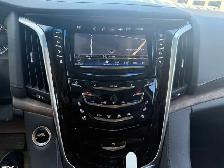 2019 Cadillac Escalade ESV Premium Luxury - Photo 18