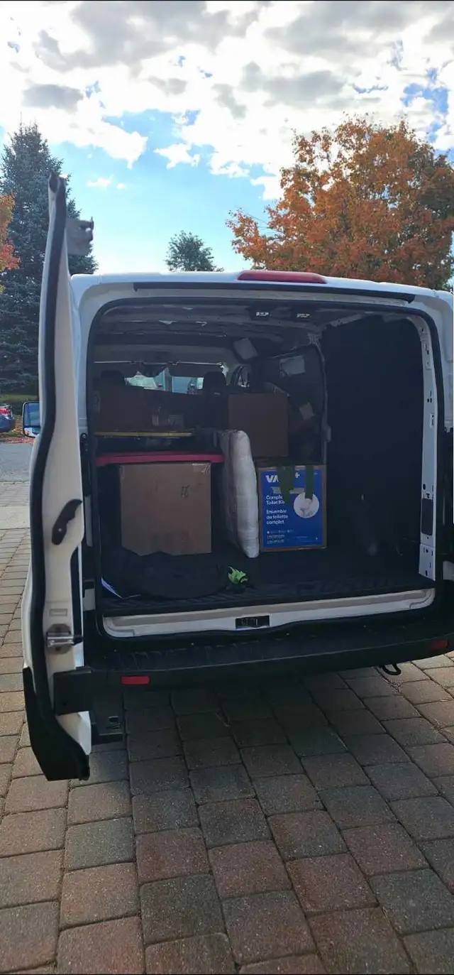 MOVING DELIVERY FURNITURE 647-761-0675