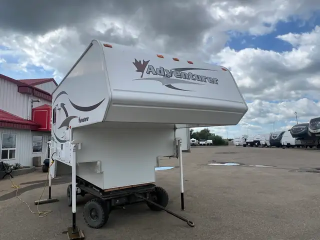 2011 ADVENTURE 862BS, TRUCK CAMPER WITH SLIDE