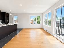 Spacious 3-bedroom with a large private terrace in in LaSalle - Photo 2
