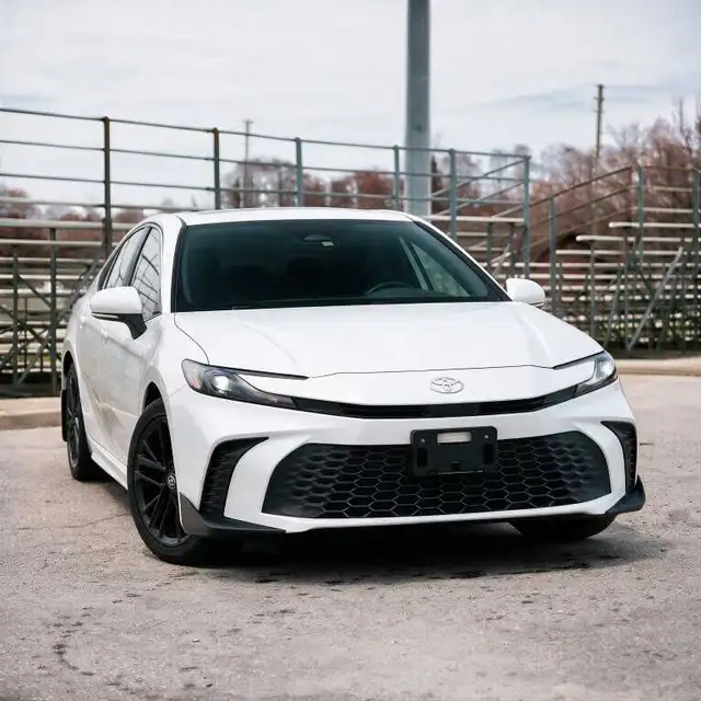 2026 Toyota Camry SE UPGRADE HYBRID