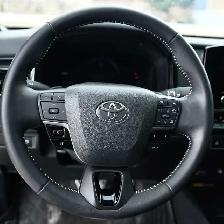 2026 Toyota Camry SE UPGRADE HYBRID - Photo 4