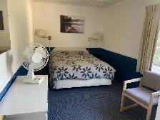 Cabin to rent in Sorrento! all utilities included!