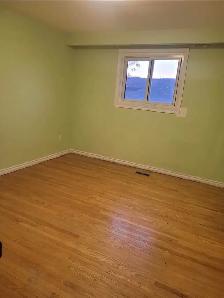 3 BDRM 2 WASHROOM UNIT FOR RENT - Photo 9