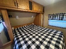 2011 GULF STREAM TRAILMASTER 265BHS, Bunks, spacious. - Photo 11