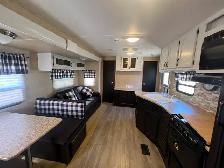 2011 GULF STREAM TRAILMASTER 265BHS, Bunks, spacious. - Photo 15