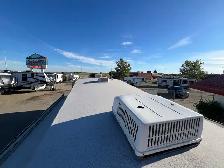 2012 KEYSTONE COUGAR 323MKS, SPACIOUS, COUPLES UNIT - Photo 7