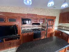 2012 KEYSTONE COUGAR 323MKS, SPACIOUS, COUPLES UNIT - Photo 14